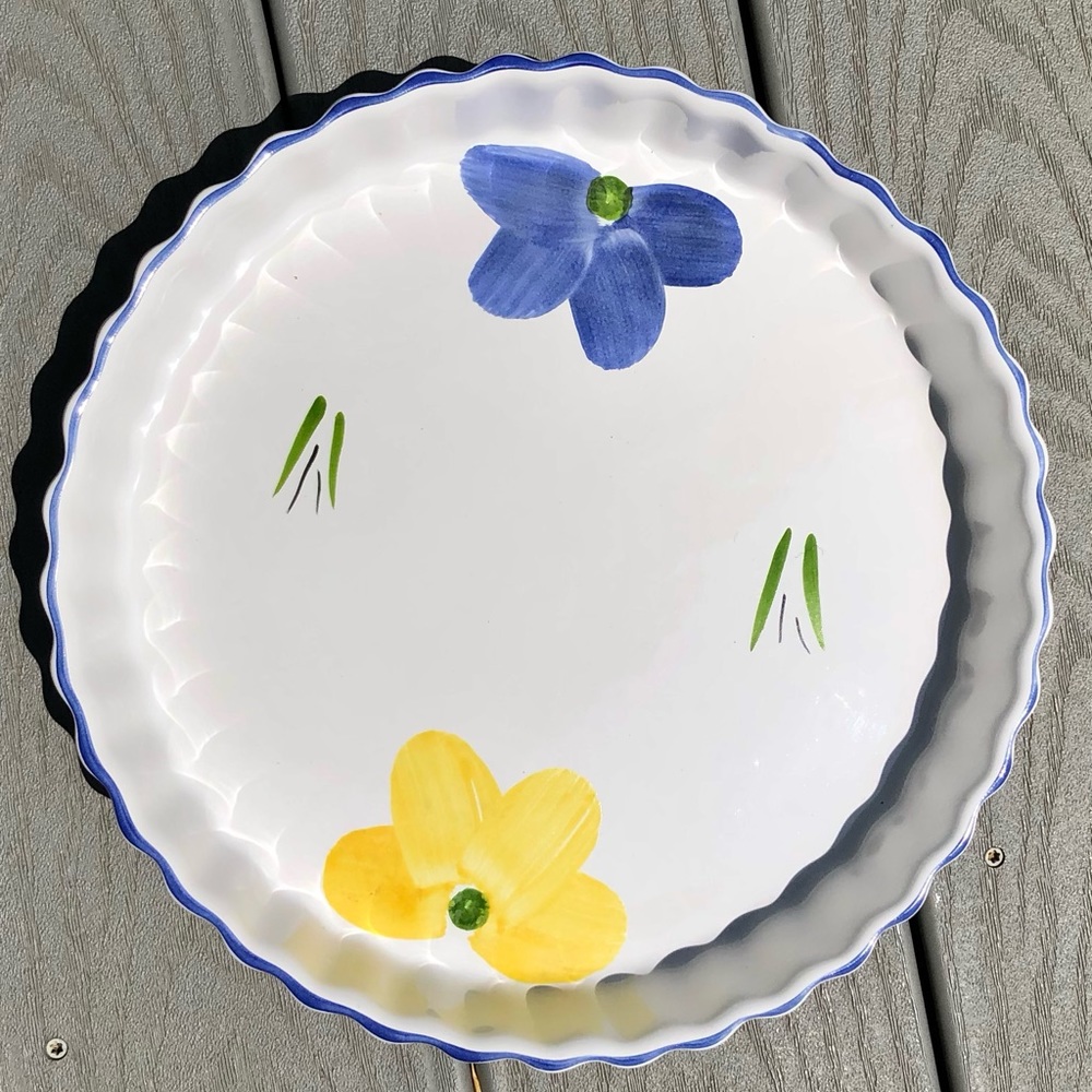 MAXAM STONE WEAR PIE DISH HAND PAINTED FLORAL, PORTUGAL BAKING DISH 10"